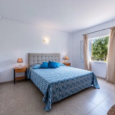 Castell Des Paradis Villa *