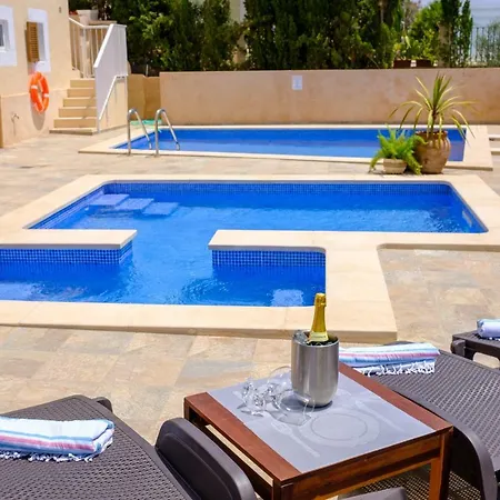 Villa Castell Des Paradis *